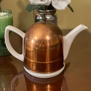 Vintage porcelain tea pot